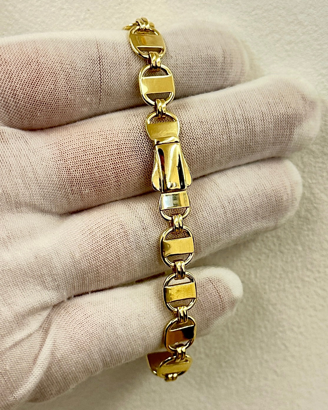 10K Real Gold Bracelet — 9" Length, 10 mm Width (22.13 g)