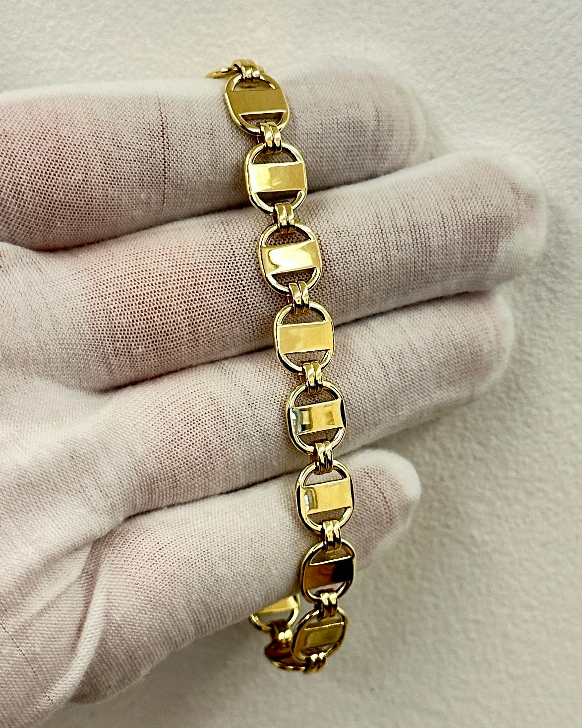 10K Real Gold Bracelet — 9" Length, 10 mm Width (22.13 g)