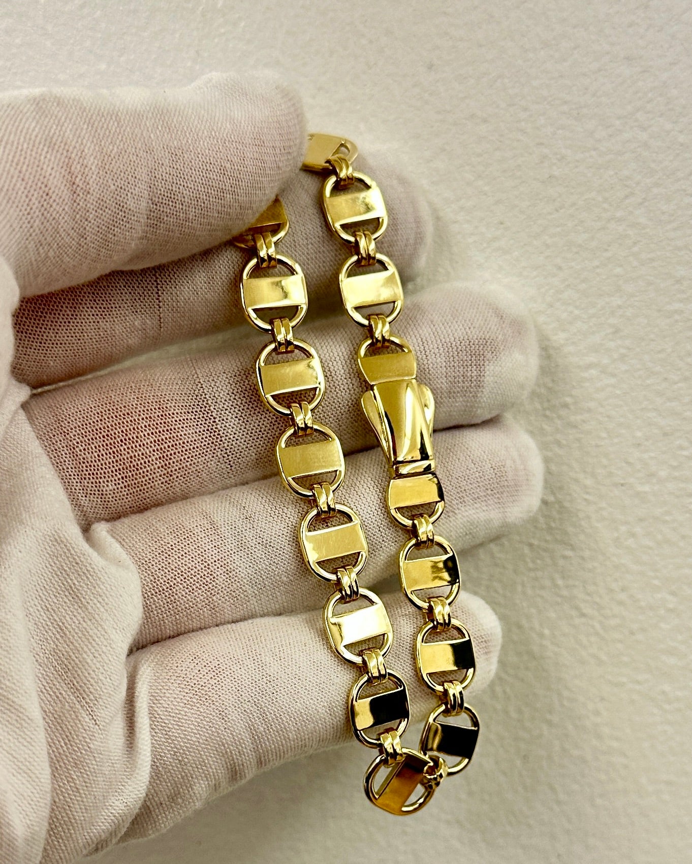 10K Real Gold Bracelet — 9" Length, 10 mm Width (22.13 g)
