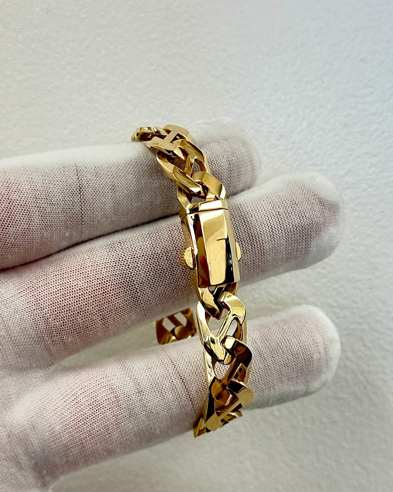 14K Real Gold Bracelet — 9" Length, 11 mm Width (19.79 g) — Mechanical Double Safety Box Clasp
