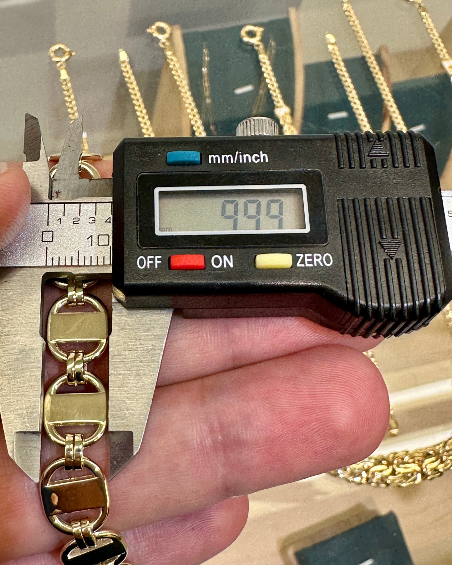 10K Real Gold Bracelet — 9" Length, 10 mm Width (22.13 g)